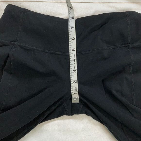 Athleta Black Mind Over Mat Capri Leggings - Picture 9 of 10